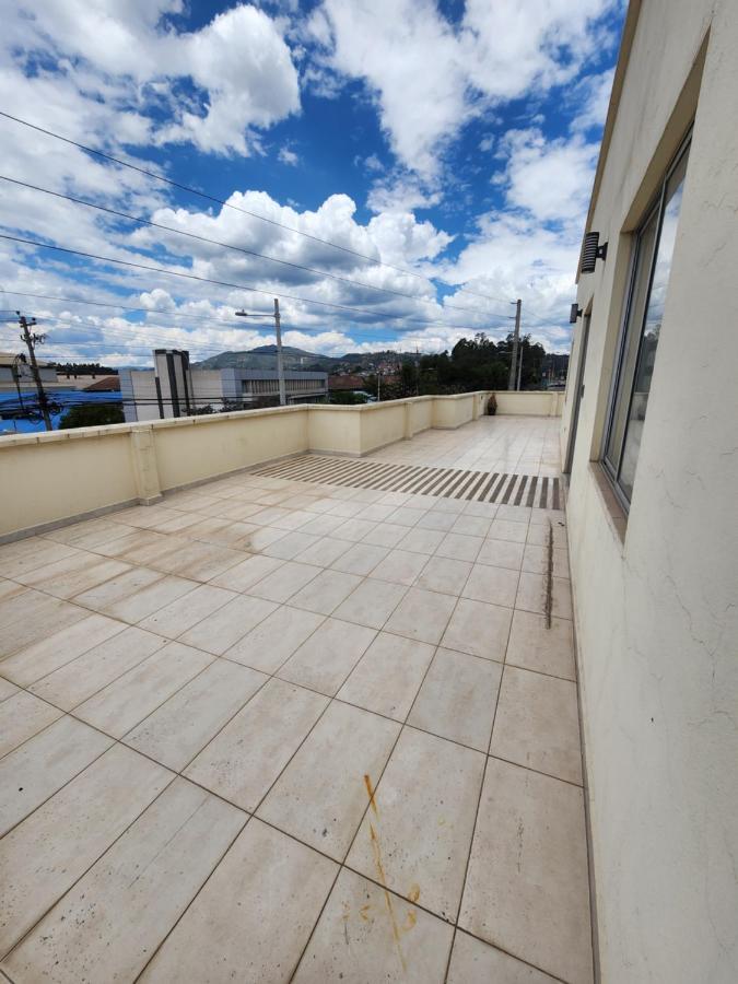 Departamento Amplio 2 Dormitorios Cuenca Dış mekan fotoğraf